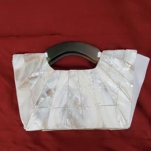 Open Clutch with handles